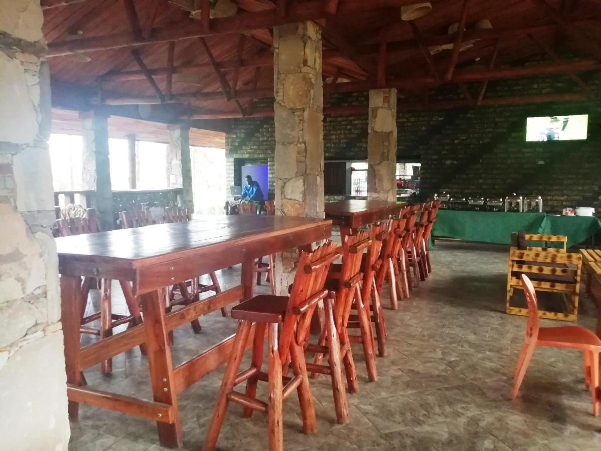 Murchison Backpackers Masindi Extérieur photo