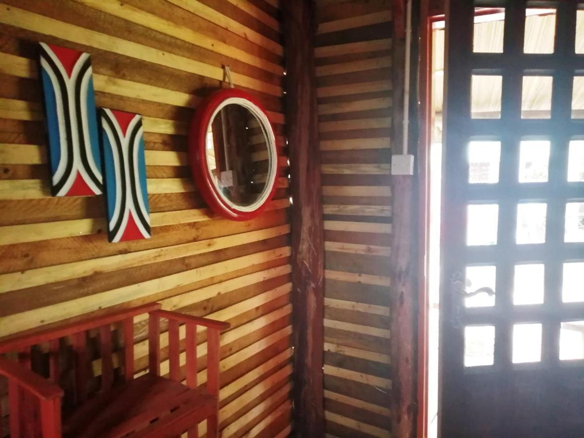 Murchison Backpackers Masindi Extérieur photo