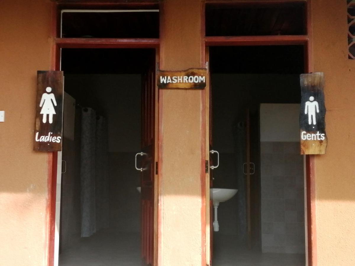 Murchison Backpackers Masindi Extérieur photo
